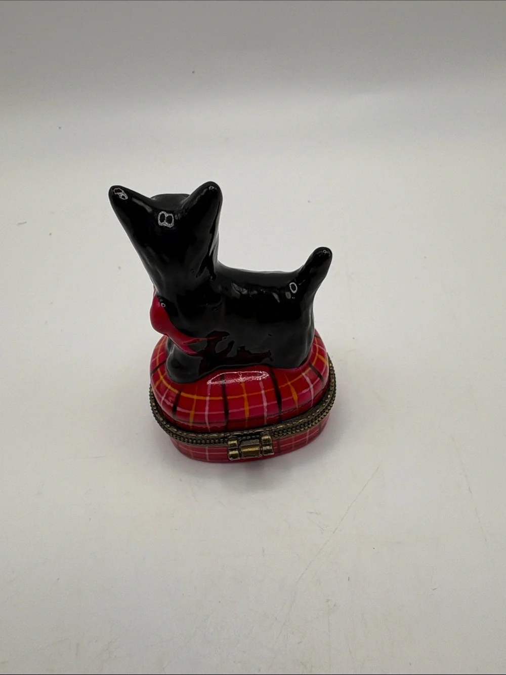 Black Ceramic Scottie Dog Trinket Box on Red Plaid Base